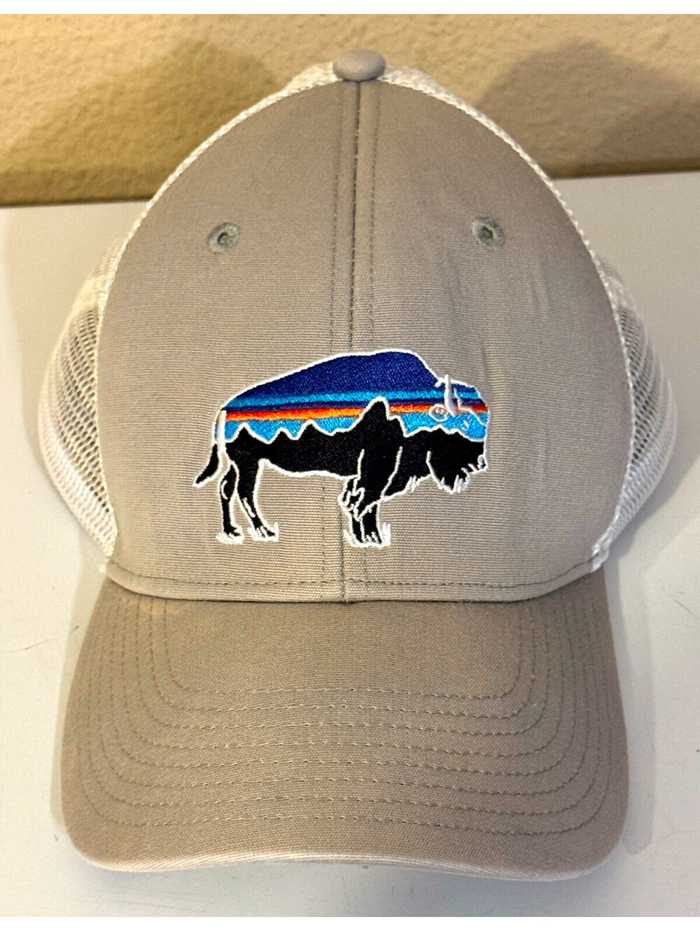 Patagonia Fitz Roy Bison Buffalo Trucker Hat Gray White Mesh Snapback OSFM